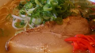 トロトロのチャーシューが美味しい