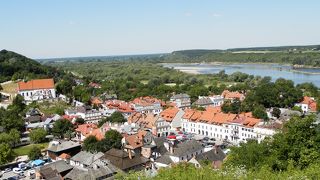 丘への上りは結構キツイです