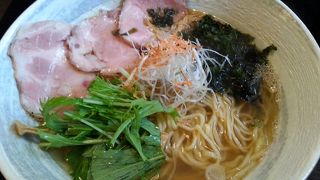 ラーメン激戦区で頭ひとつリード！