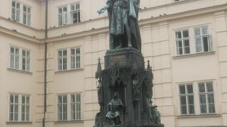 旧市街広場のシンボル