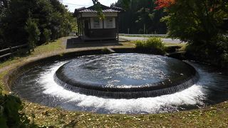 通潤橋へとつながる水路