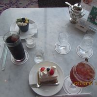 ティールームのケーキセット