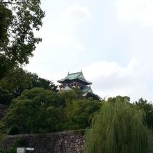 青屋門からの風景