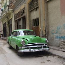 クラシックカーが似合う街