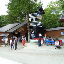 飲食施設