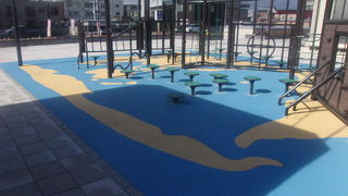 区画毎にガラッとデザインが変わっています