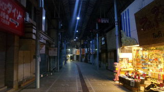 21時を境にガラッと雰囲気が変わります