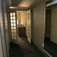 寝室からリビング方向