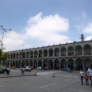 中心の広場