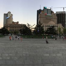 大連、全体的に人が少なく感じました。気のせいかな？