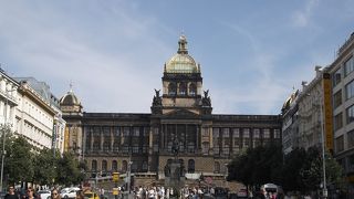 民族主義の英雄