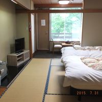 部屋は広い