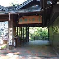 早朝の茶屋は静か