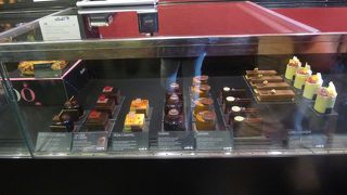 パティシエ　カルレス・マンペルのお店