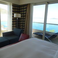 ２ベッドルームのうちのキングサイズベッドルーム