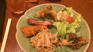 タイ料理ブュッフェのお店。