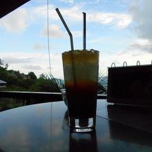 ２杯目はモヒート…逆光ですみません