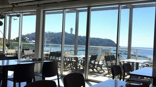 デートでも、子連れでも　海の見えるロケーションが素敵なカフェレストラン