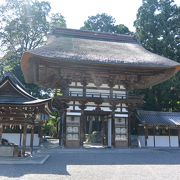 歴史を感じる神社