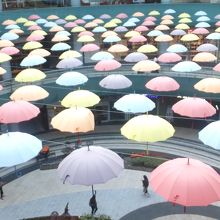 メセナポリスモール