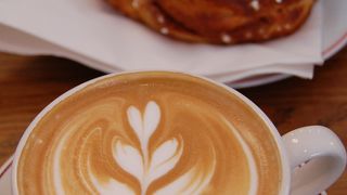 Cafe & Bageri Saturnus