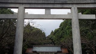 宮崎県護国神社でございます
