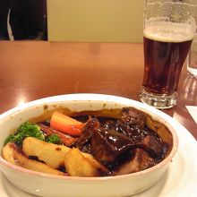 牛ほほ肉のビーフシチュー