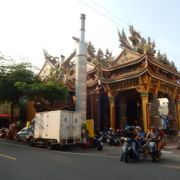 安平の安平路にある観音様を祀った寺院