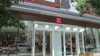 他店とは違う飲食店が揃っています。