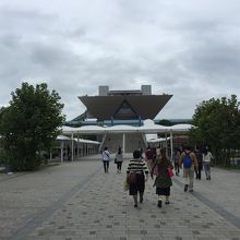 ここから入ります。