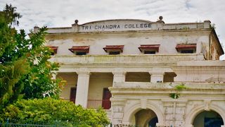 ネパール最古の大学、トリチャンドラカレッジ