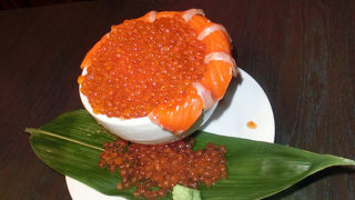 北海道で獲れた新鮮な魚がいっぱい