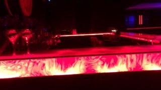 アルマーニのバー