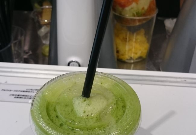 ジュースバー併設 