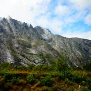 絶景が続く素晴らしいラウマ鉄道