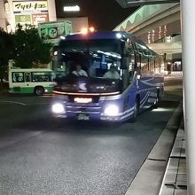 最寄の駅からいつも乗車してます。