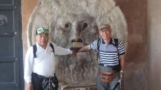 ローマ訪問のアカシとなる写真を写せる！