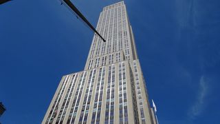 日曜日の朝９時、すんなり入場できた ～ エンパイア ステート ビル