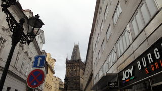 人でいっぱいです