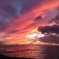 ホテルのビーチからの夕焼け