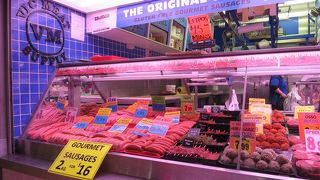 あれもこれも食べたい巨大マーケット