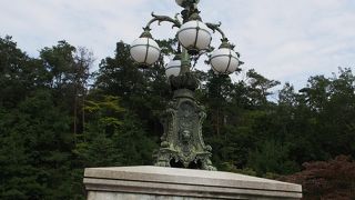 細かい意匠が凝っています