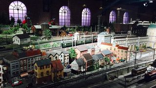 ジオラマ＋プラレールの無限ループ