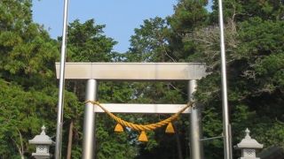 別名「つつじ山」