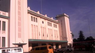 列車の遅れは当たり前