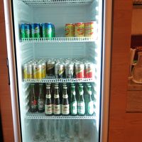 ラウンジ　ソフトドリンク及びビール類は終日あります。