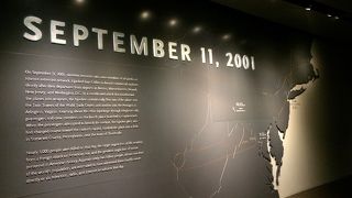 当日の緊迫感や悲壮感が伝わってきます。