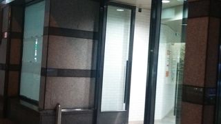 駅と一体のショッピングセンター