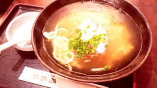 カレー蕎麦の有名店です