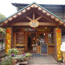 おしゃれで可愛らしい外観に惹かれて・・・